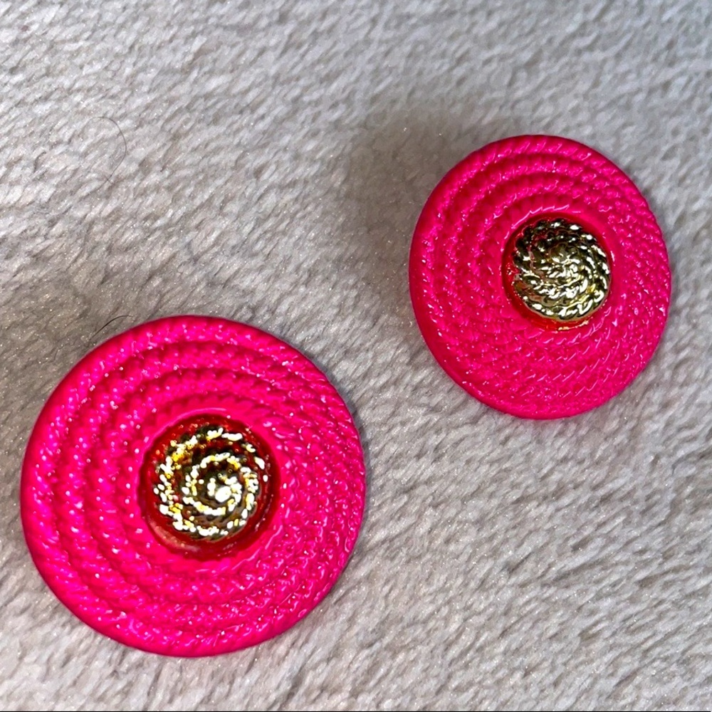 FREE WITH $20 PURCHASE Vintage Clip-On Pink and Gold Rope Circular Earrings